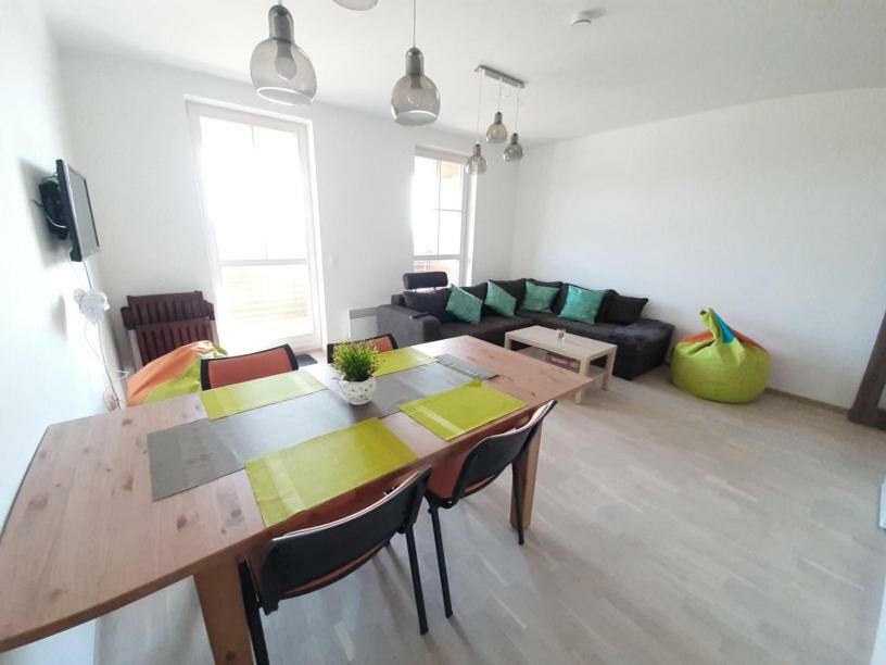 Apartman M5 Horni Misecky Exterior photo